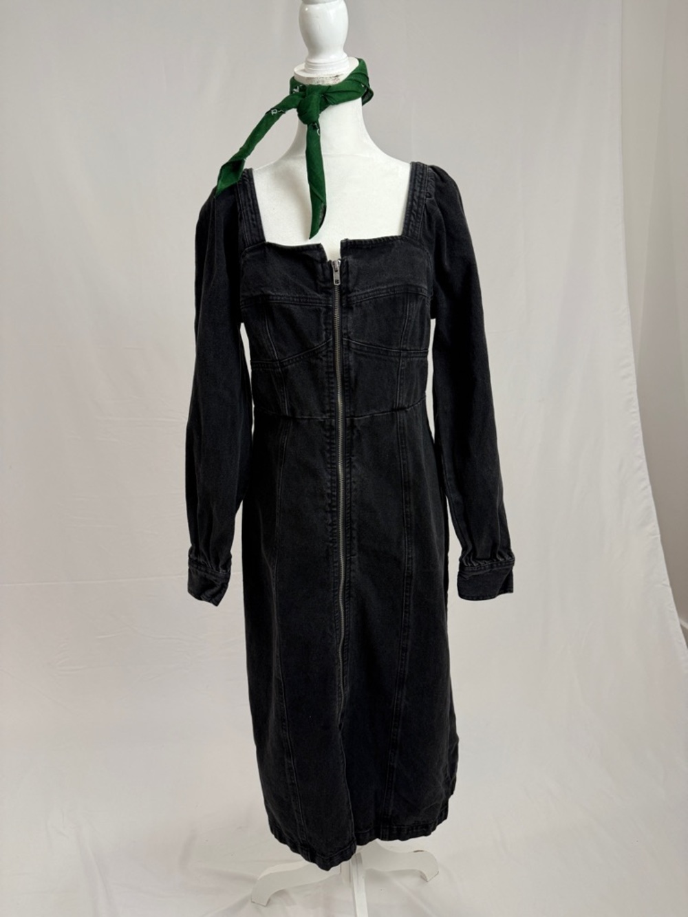 Future Collective‎ by Kahlana Barfield Brown Black Denim Dress